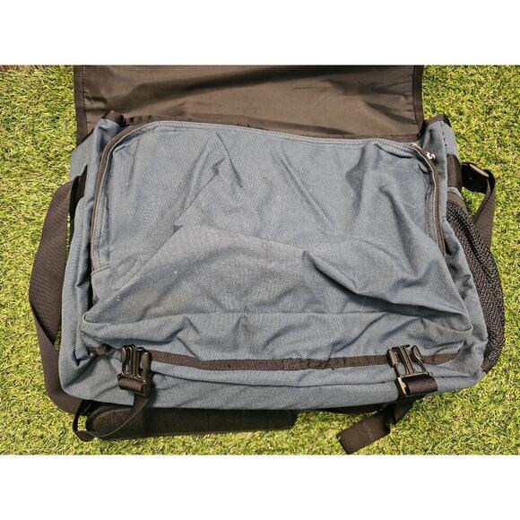 VTG Vintage Nike Crossbody Laptop Messenger Bag Teal Black Backpack Y2K - Picture 6 of 9